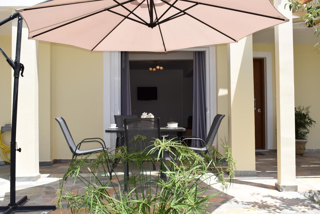 Studio Holiday Kalamata Luaran gambar